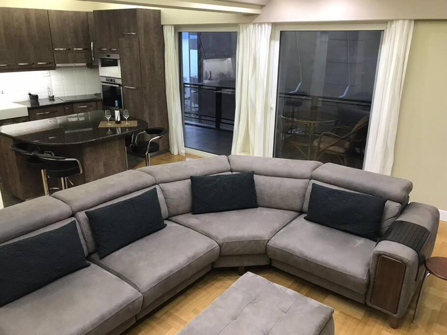 Finer Things Flisvos Beach Condo In Palaio Faliro Athen Eksteriør billede