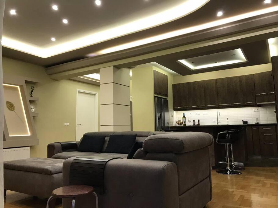 Finer Things Flisvos Beach Condo In Palaio Faliro Athen Eksteriør billede