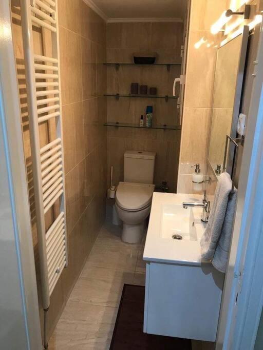Finer Things Flisvos Beach Condo In Palaio Faliro Athen Eksteriør billede
