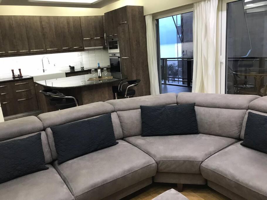 Finer Things Flisvos Beach Condo In Palaio Faliro Athen Eksteriør billede