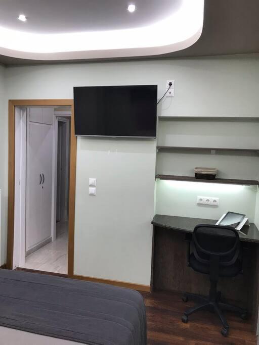 Finer Things Flisvos Beach Condo In Palaio Faliro Athen Eksteriør billede