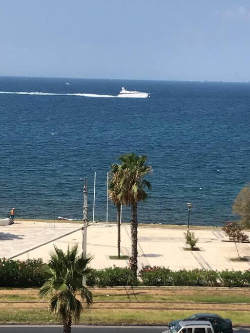 Finer Things Flisvos Beach Condo In Palaio Faliro Athen Eksteriør billede