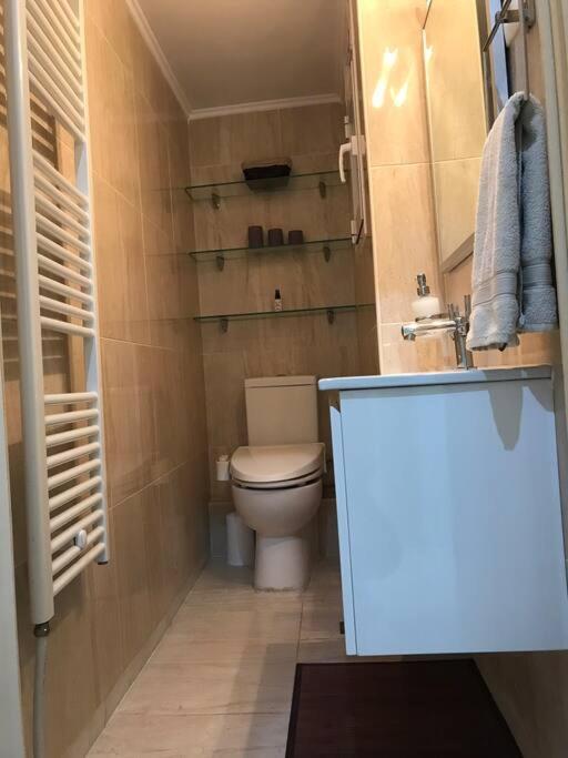 Finer Things Flisvos Beach Condo In Palaio Faliro Athen Eksteriør billede